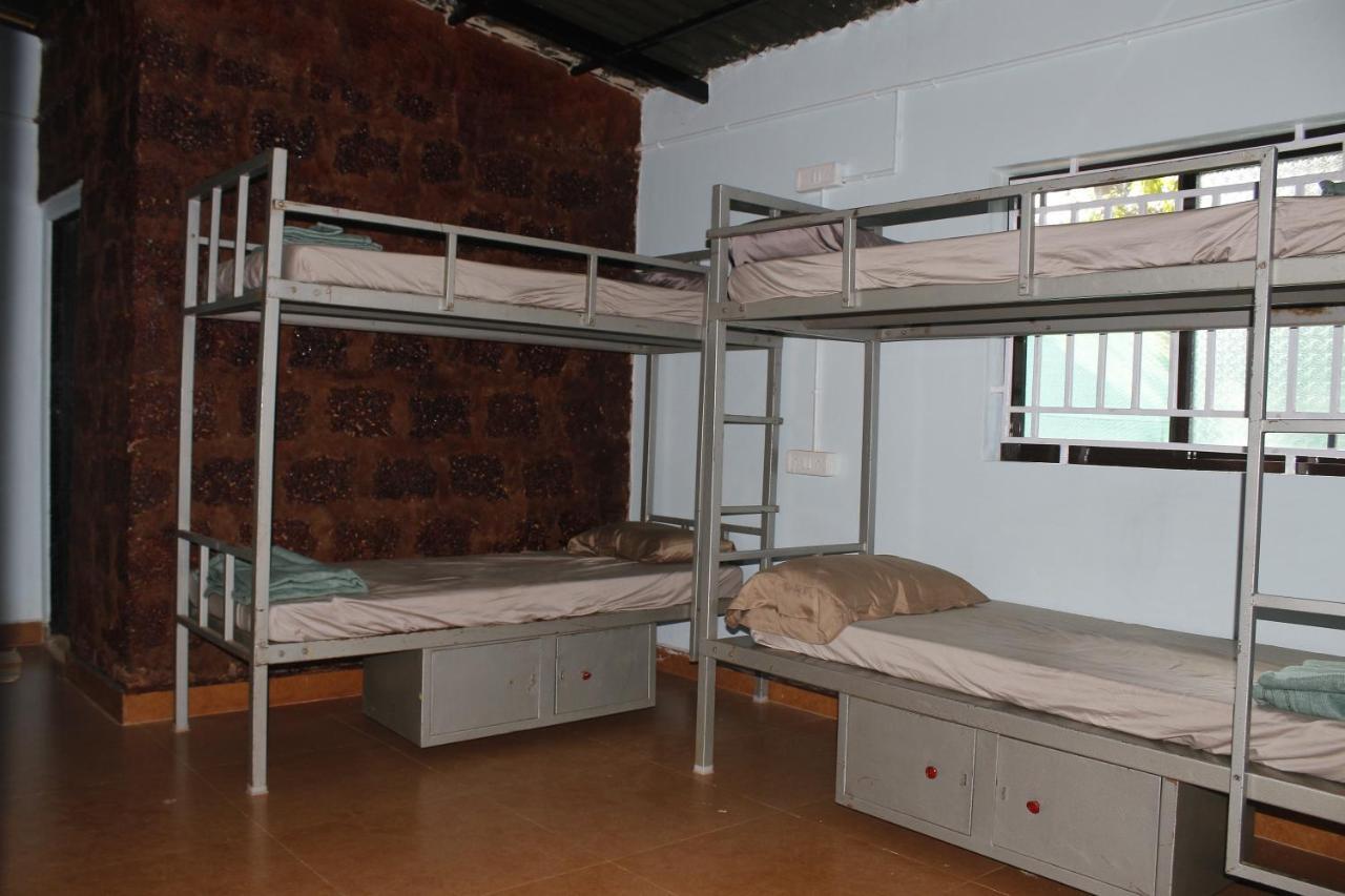 Tusker Tribe Hostel Gokarna  Eksteriør billede