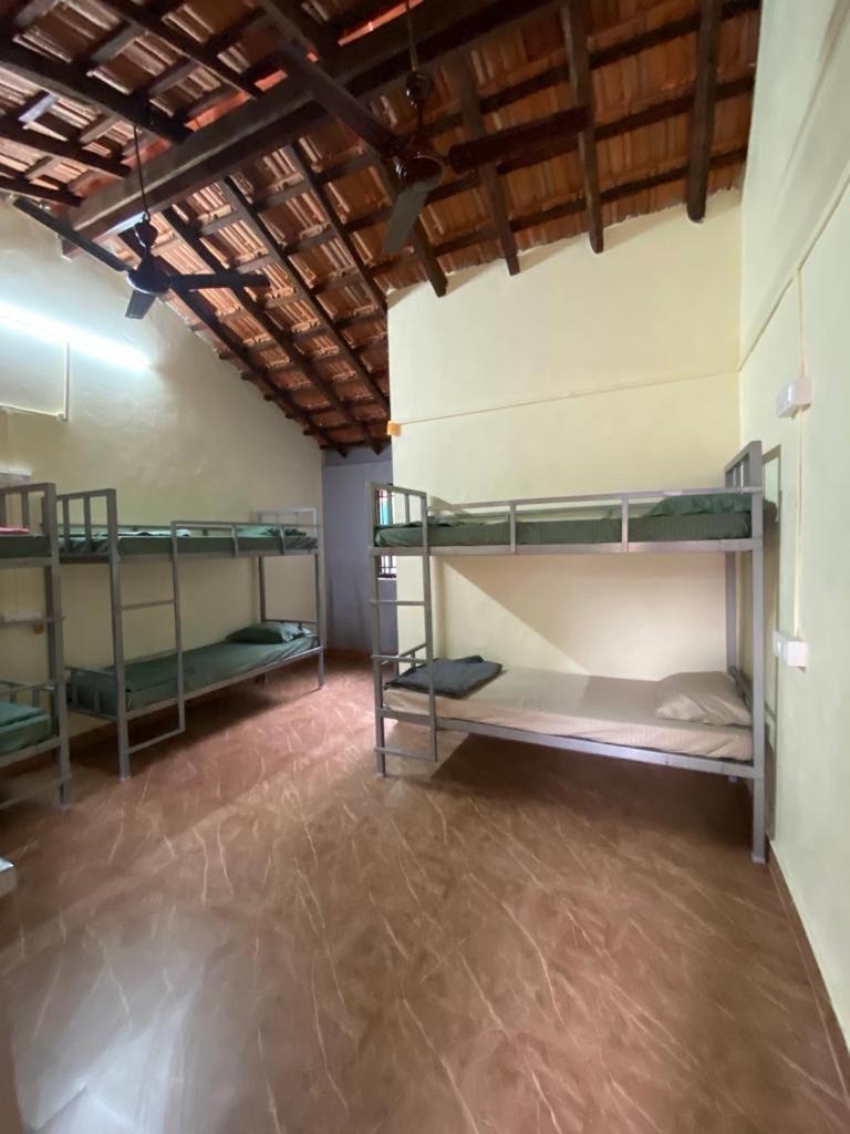 Tusker Tribe Hostel Gokarna  Eksteriør billede